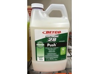 Betco Fastdraw Push Multi-Purpose Cleaner, Classic Mint, 67.6 fl oz/2 L - Image 3