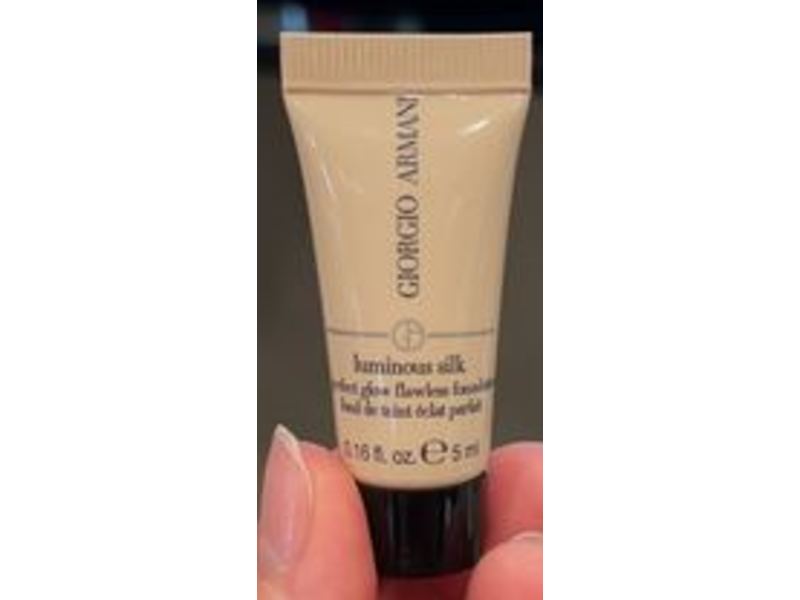 Giorgio Armani Luminous Silk Perfect Glow Flawless Foundation, 5.5, 0.16 fl oz/5 mL
