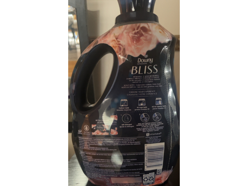 Downy Infusion Bliss Fabric Softener, Sparkling Amber & Rose Scent, 96 Loads, 64 fl oz