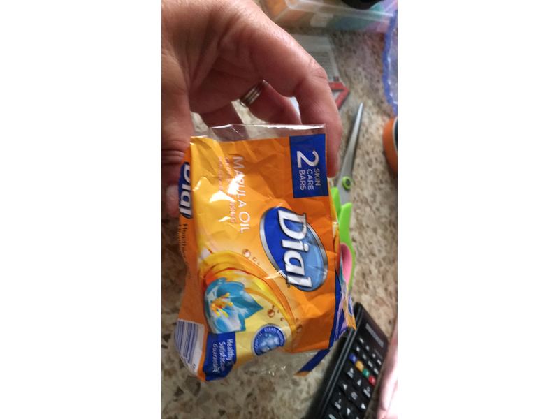 Dial Miracle Oil Bar Soap - 2 (3.2 oz.) Bars with Marula Oil