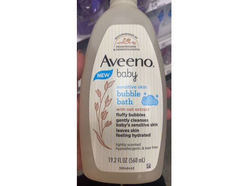 Aveeno Baby Sensitive Skin Bubble Bath, Oat Extract, 19.2 fl oz/568 mL