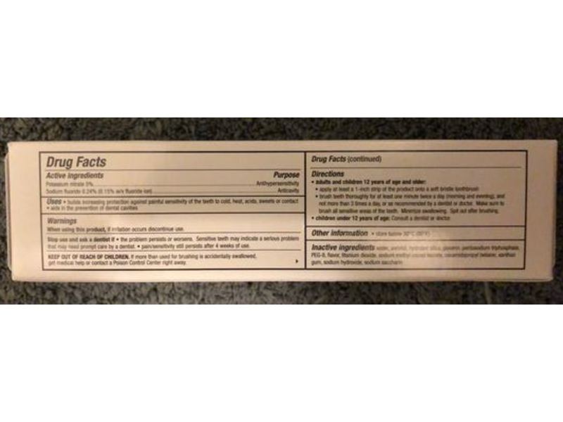 Up & Up Maximum Strength Sensitive Toothpaste With Fluoride, 4 oz/113 g