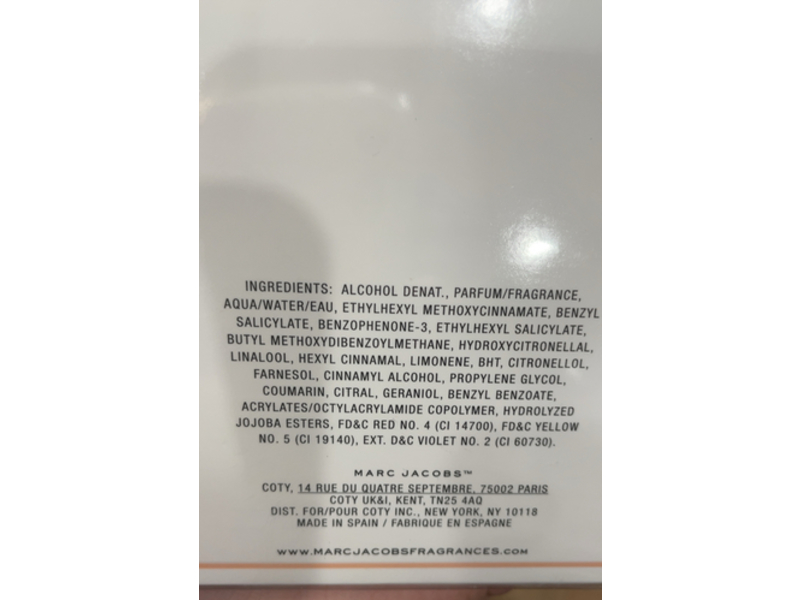 Marc Jacobs Eau De Toilette Spray, Daisy Love, 1.0 fl oz/30 mL