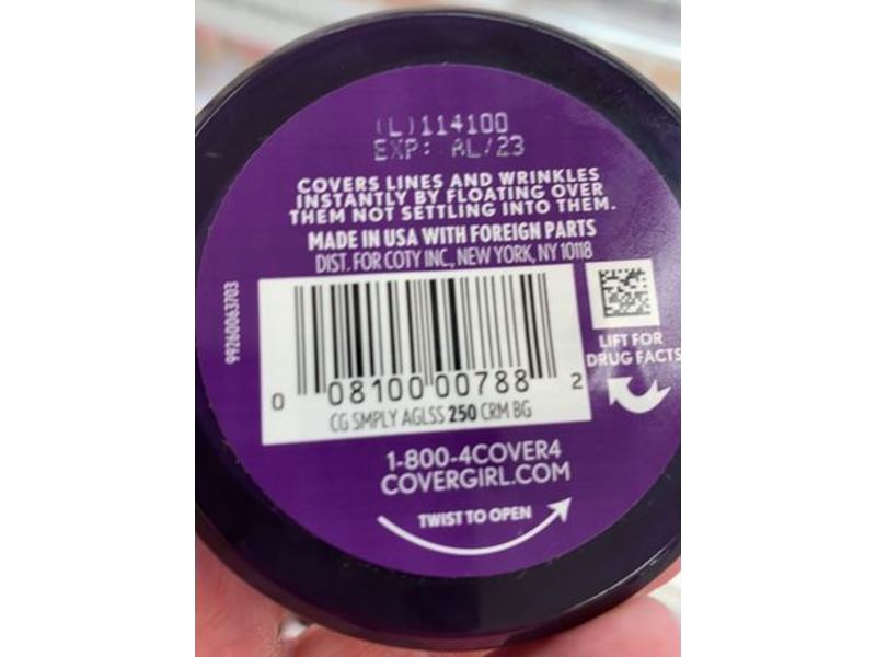 Covergirl + Olay Simply Ageless Foundation, SPF 28, 250 Creamy Beige, 0.4 oz/12 g