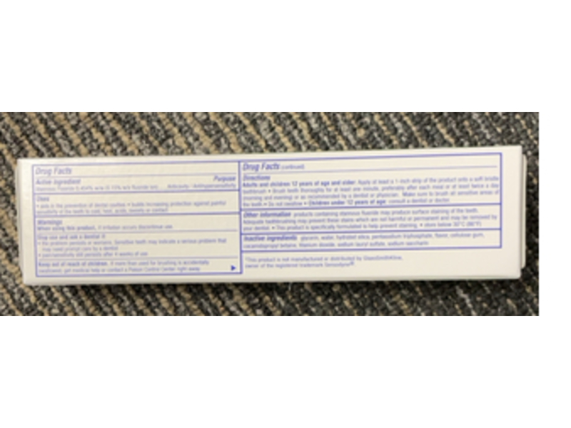 CVS Health Rapid Protection Sensitive Toothpaste, Extra Fresh, 3.4 oz/96.4 g