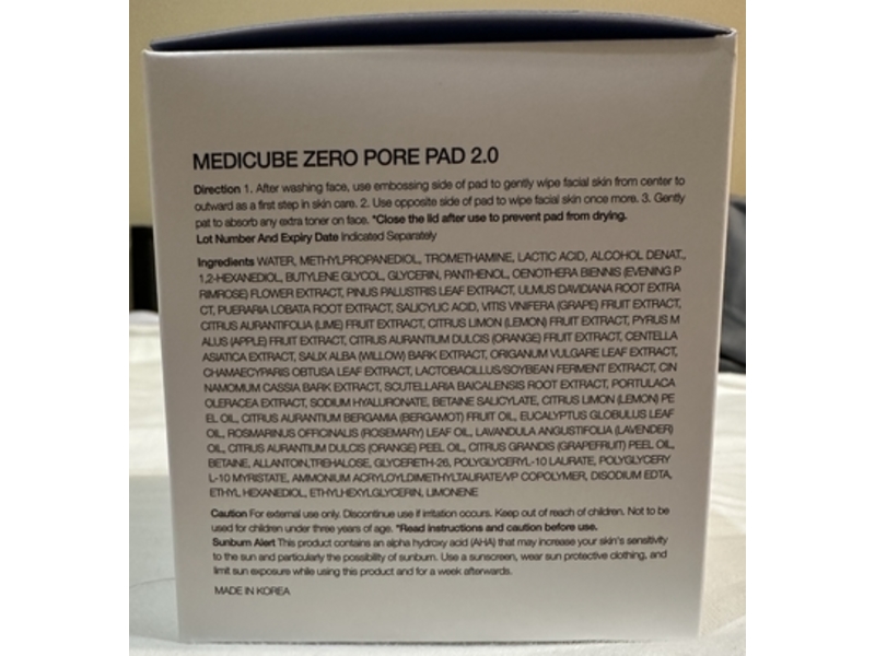 Medicube Zero Pore Pad 2.0, Lactic Acid + Panthenol, 5.46 oz/155 g, 70 Count