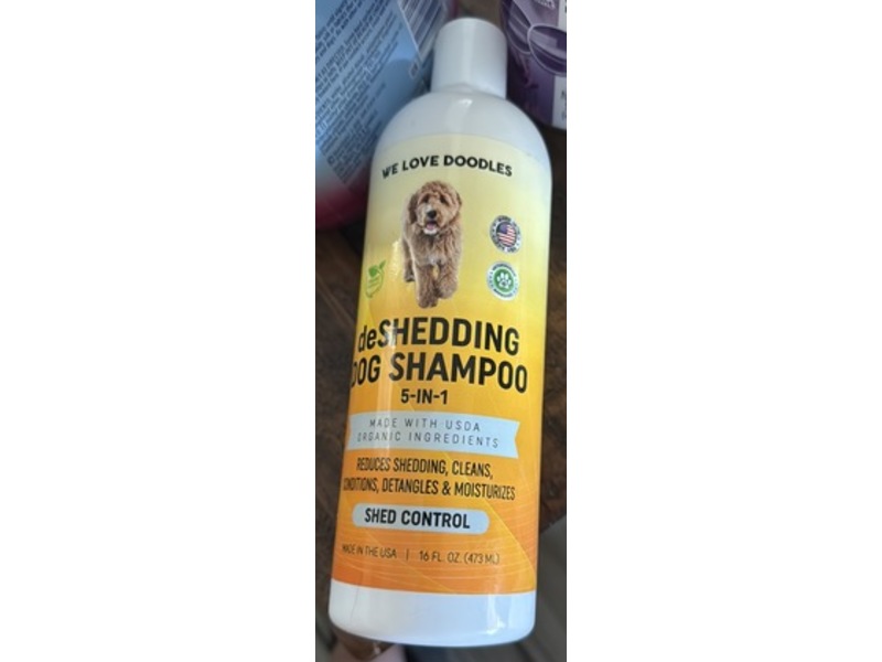We Love Doodles De Shedding Dog Shampoo, She Control, 16 fl oz/473 mL