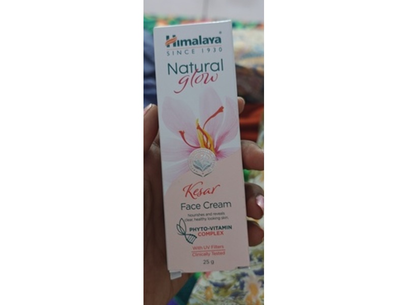 Himalaya Natural Glow Kesar Face Cream, 25 g