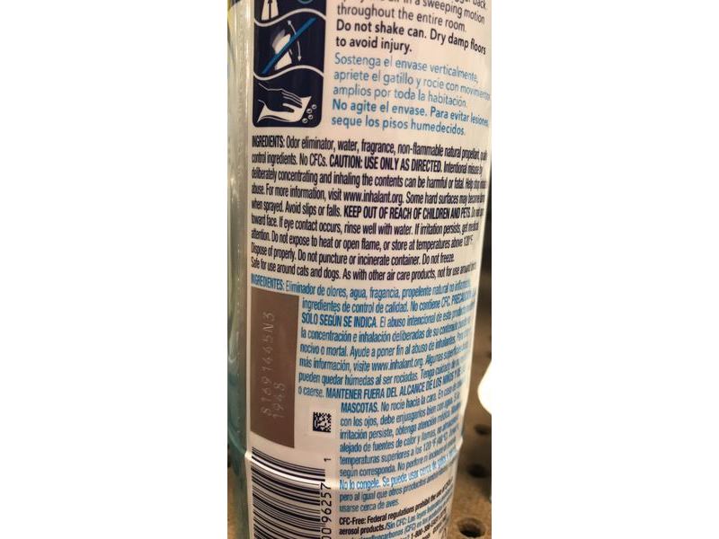 Febreze Heavy Duty Air Freshener, Crisp Clean, 8.8 oz / 250 g