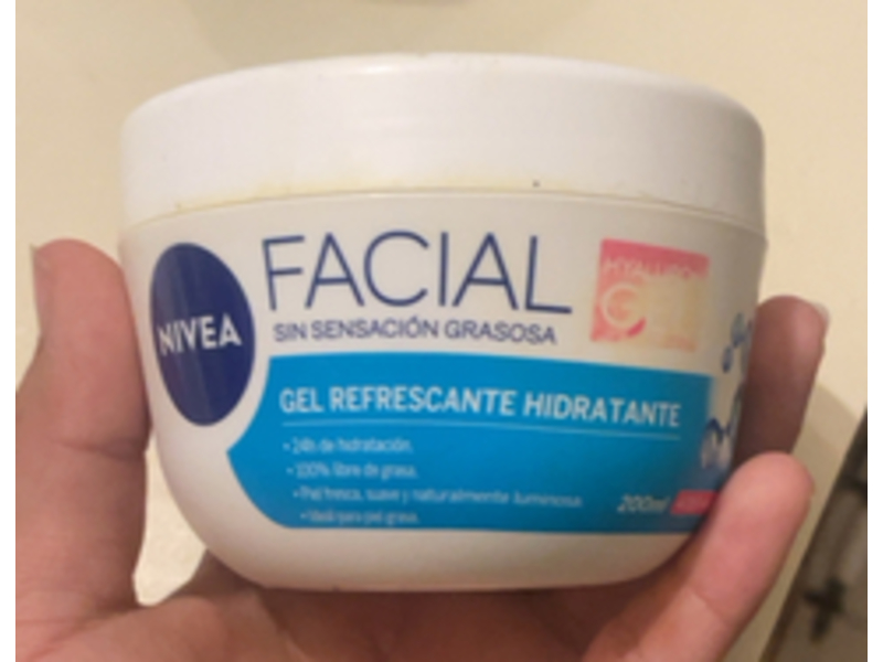 Nivea Facial Moisturizing Hyaluronic Gel, 200 mL