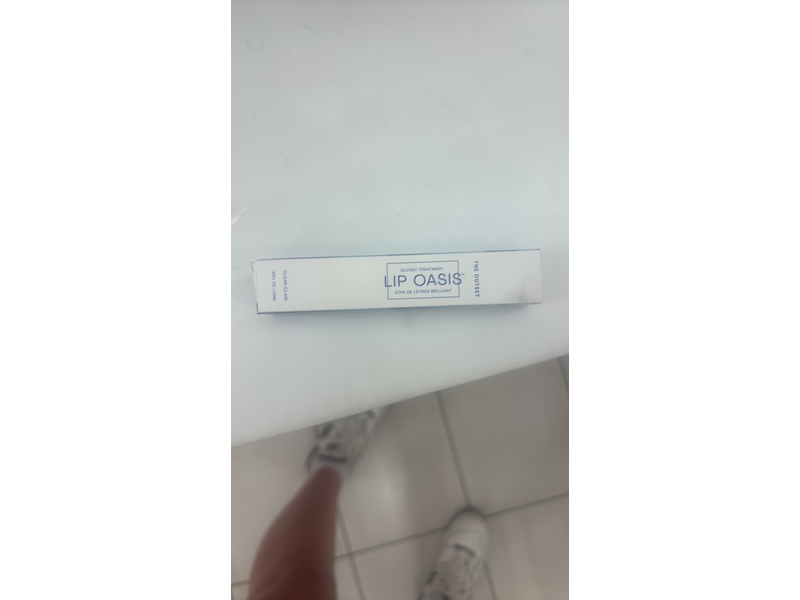 The Outset Glossy Treatment Lip Oasis, Clear, 0.33 fl oz/10 mL