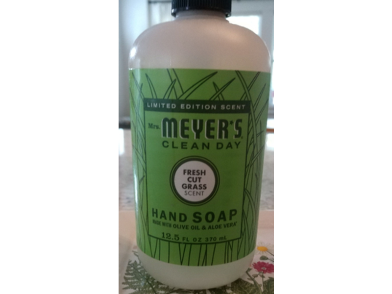 Mrs. Meyer's Clean Day Hand Soap, Fresh Cut Grass Scent, 12.5 fl oz|370 mL