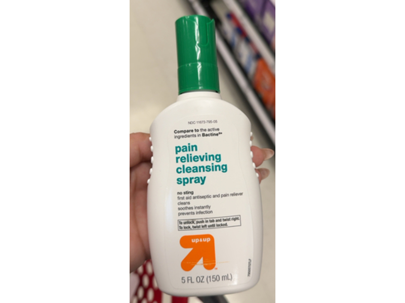 Up & Up Pain Relieving Cleansing Spray, 5 fl oz/150 mL