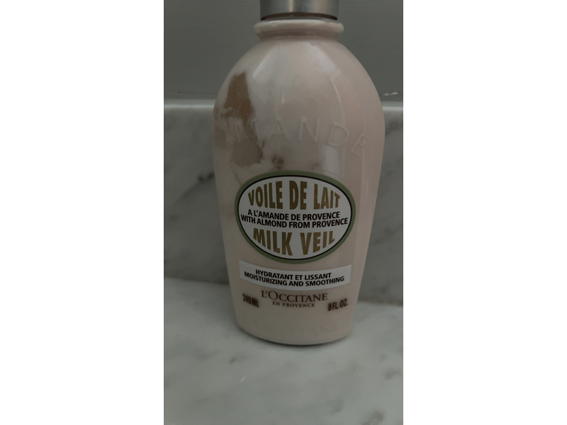L'Occitane en Provence Moisturizing & Smoothing Milk Veil, Almond, 8 fl oz/240 mL