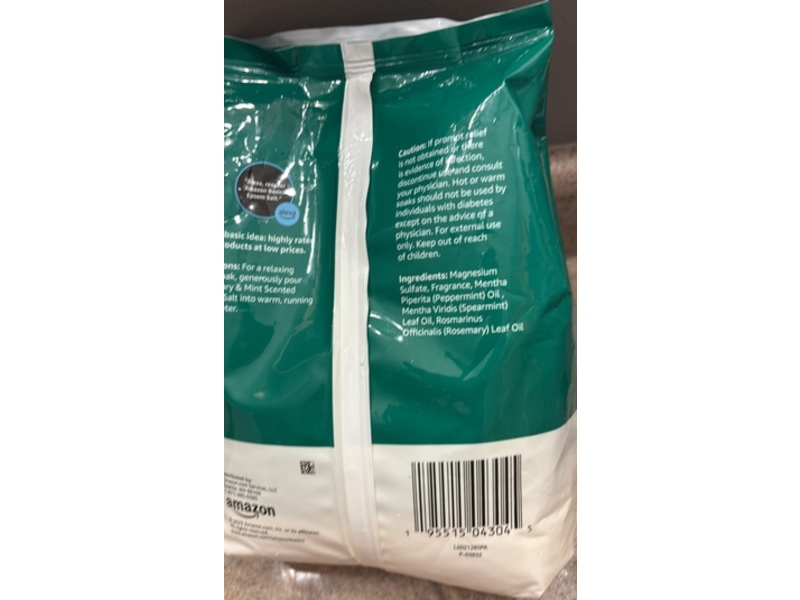 Amazon Basics Epsom Salt, Rosemary & Mint Scent, 1.36 kg