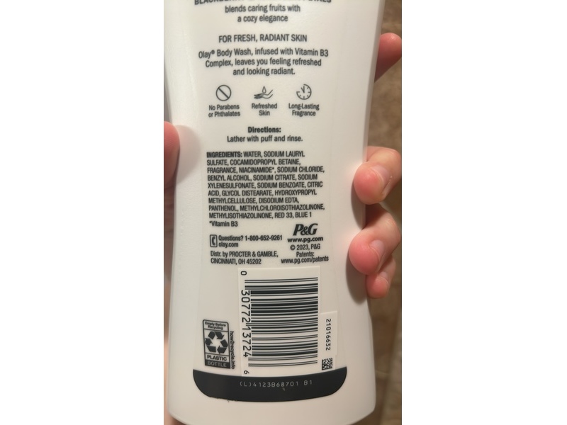 Olay Essential Botanicals Body Wash, Blackberry & Magnolia Petals, 23.6 fl oz/700 mL