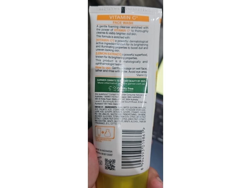 Garnier SkinActive Face Wash, Vitamin C + Lemon, 100 mL