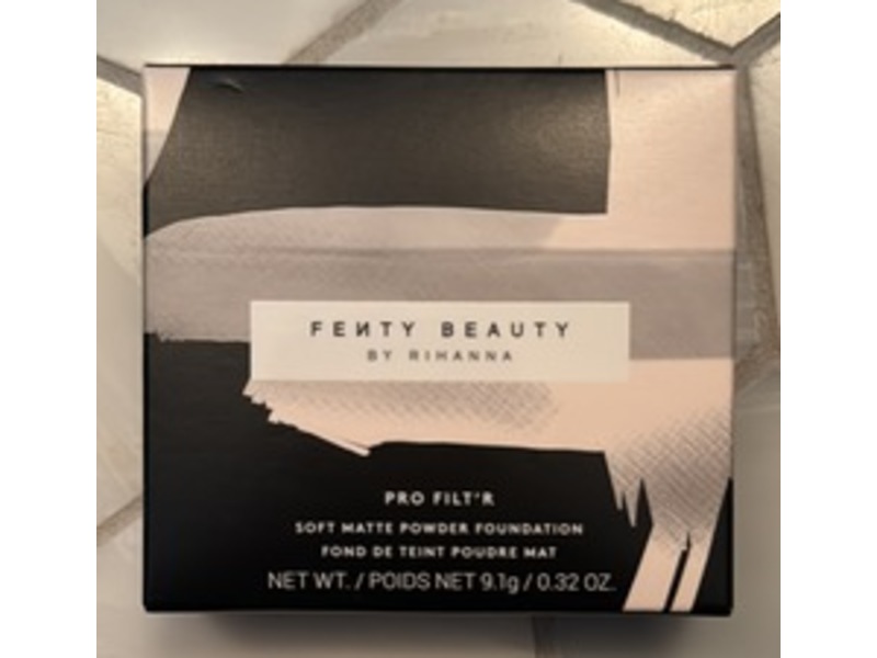 Fenty Beauty Pro Filt’r Soft Matte Powder Foundation, 160, 0.32 oz/9.1 g
