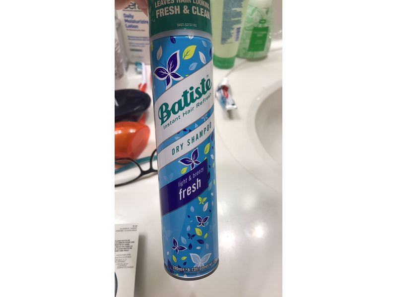 Batiste Dry Shampoo, Light & Breezy Fresh, 6.73 fl oz/200 mL