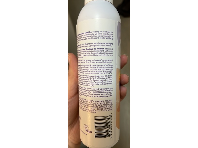 Kruidvat Sensitive Body Milk Spray, Almond Oil, 190 mL