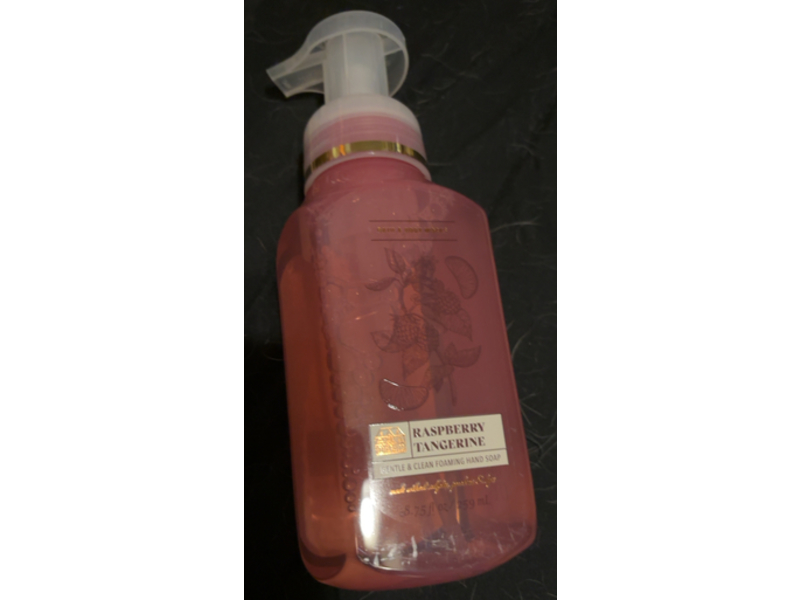 Bath & Body Works Gentle & Clean Foaming Hand Soap, Raspberry Tangerine, 8.75 fl oz/259 mL