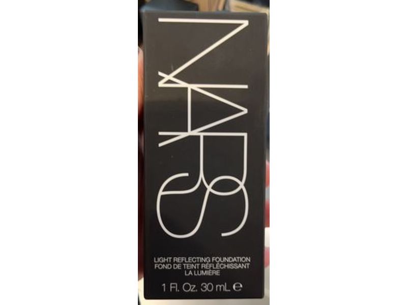 NARS Light Reflecting Foundation, Vienna, 1 fl oz/30 mL