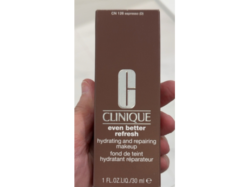 Clinique Even Better Refresh Hydrating and Repairing Makeup, Cn 126 Espresso, 1 fl oz/30 mL