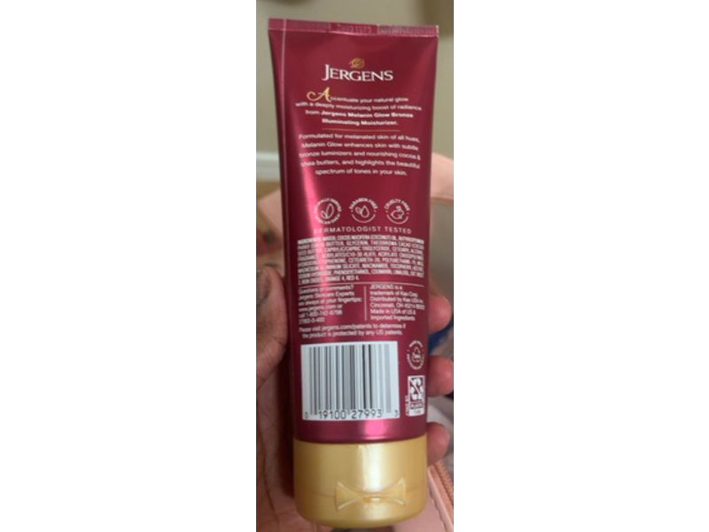 Jergens Melanin Glow Bronze Illuminating Moisturizer, Cocoa & Shea Butter, 7 fl oz/207 mL