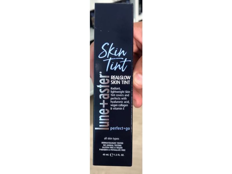 Lune+Aster Skin Tint RealGlow Skin Tint, Perfect+ Go, Vanilla, 1.3 fl oz/40 mL