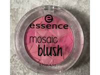 Essence Mosaic Blush, 40 The Berry Connection, 0.15 oz/4.5 g - Image 4