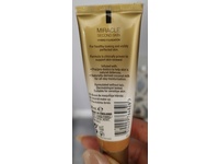 Max Factor X Miracle Second Skin Hybrid Foundation, 09-Tan, SPF 20, 30 mL - Image 4