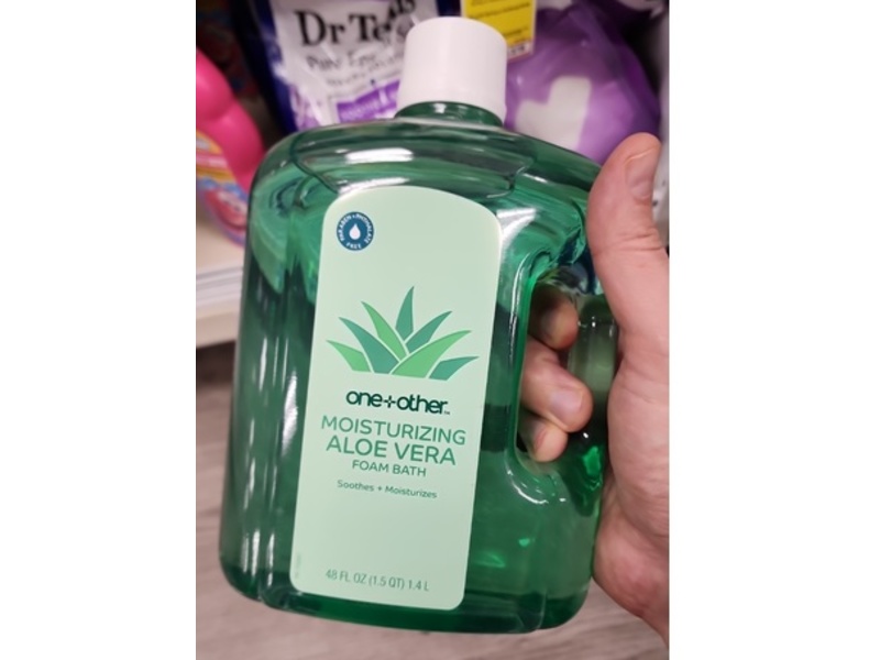 One+Other Moisturizing Aloe Vera Foam Bath, 48 fl oz/1.4 L