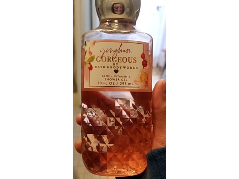 Bath & Body Works Gingham Gorgeous Shower Gel, Aloe + Vitamin E, 10 fl oz/295 mL