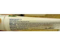 Colgate Sensitive Prevent & Repair Whitening Toothpaste, Gentle Mint, 6 oz/170 g - thumbnail 3