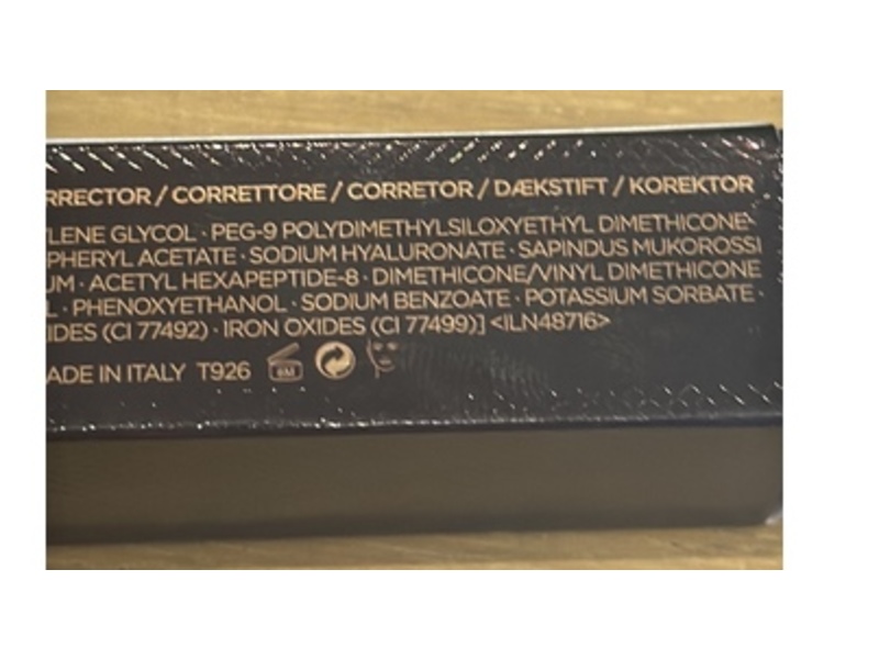 Tom Ford Shade and Illuminate Concealer - 5W0 Tan, .18 fl oz/5.4 mL