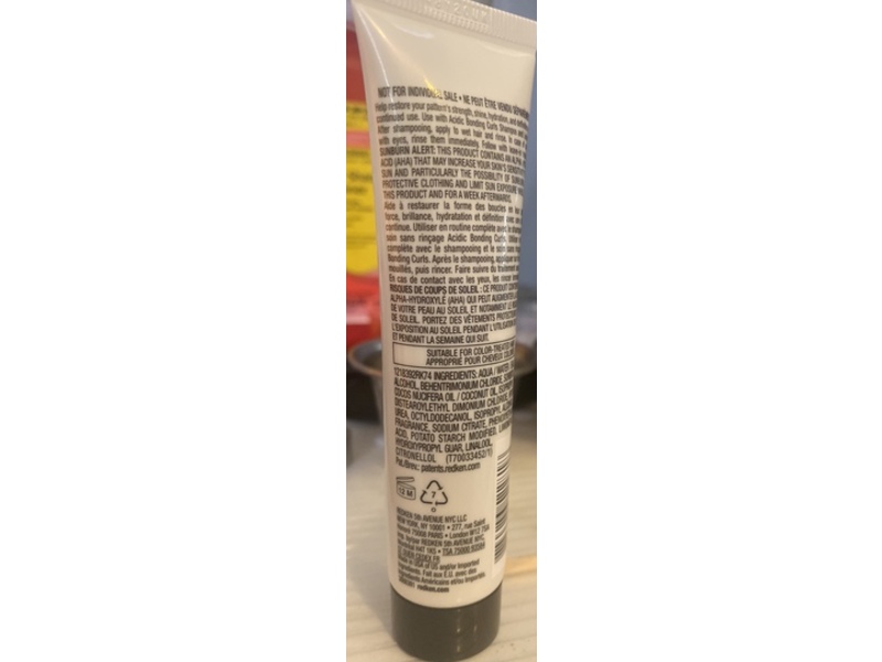 Redken Acidic Bonding Curls Silicon-Free Conditioner, Citric Acid + Glycine + 8% Care Bonding Complex, 1 fl oz/30 mL