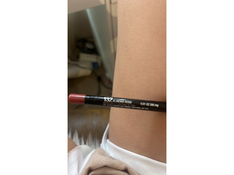 Maybelline New York Color Sensational Shaping Lip Liner, 132 Almond Rose, 0.01 oz