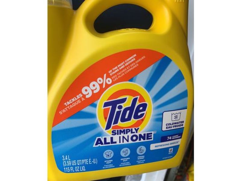 Tide Simply All in One Laundry Detergent, Refreshing Breeze, 74 Loads, 115 fl oz (3.4 L)