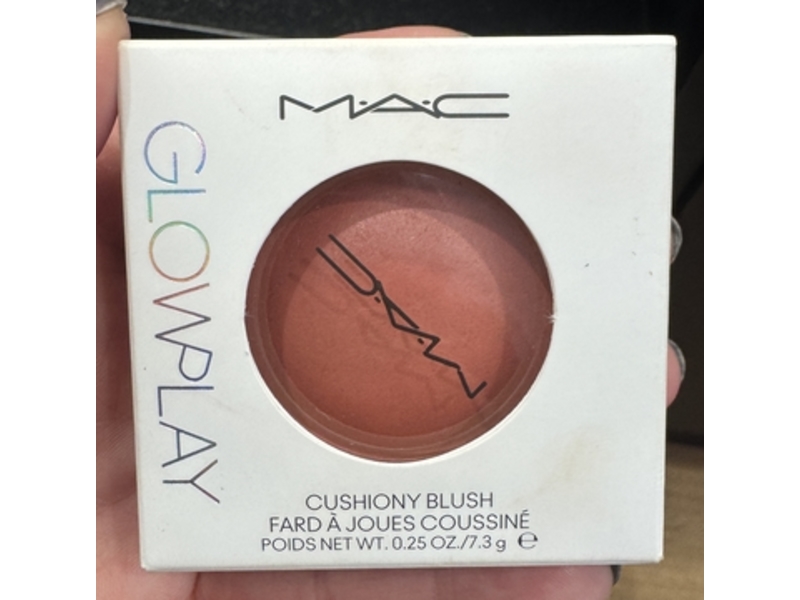 M.A.C Glow Play Cushiony Blush, Grand, 0.25 oz/7.3 g