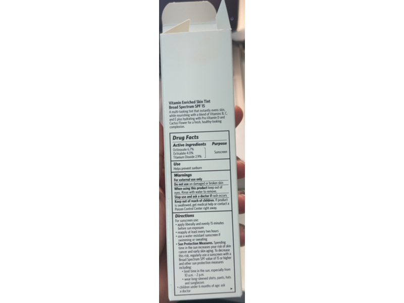 Bobbi Brown Vitamin Enriched Skin Tint, Golden 1, SPF 15, 1.7 fl oz/50 mL