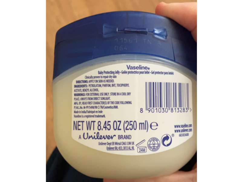Vaseline Baby Protecting Jelly, 8.45 oz/250 mL