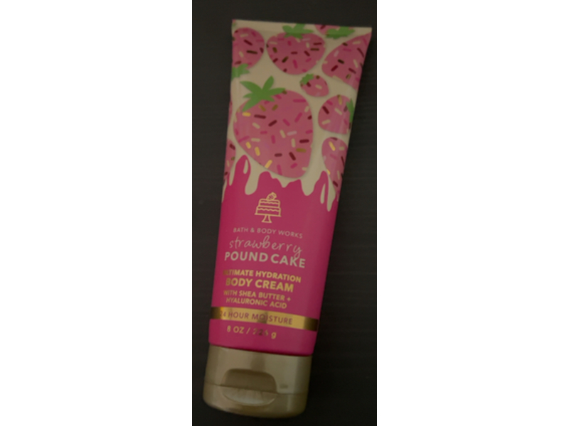 Bath & Body Works Strawberry Pound Cake Body Cream, Shea Butter + Hyaluronic Acid, 8 oz/225 g