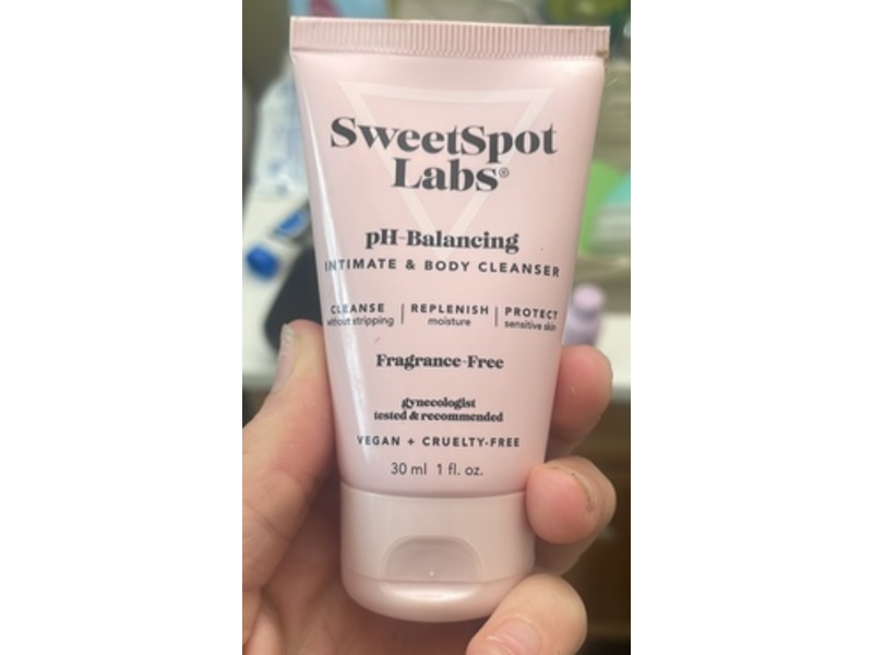 SweetSpot Labs pH-Balancing Intimate & Body Cleanser, Fragrance-Free, 1 fl oz/30 mL