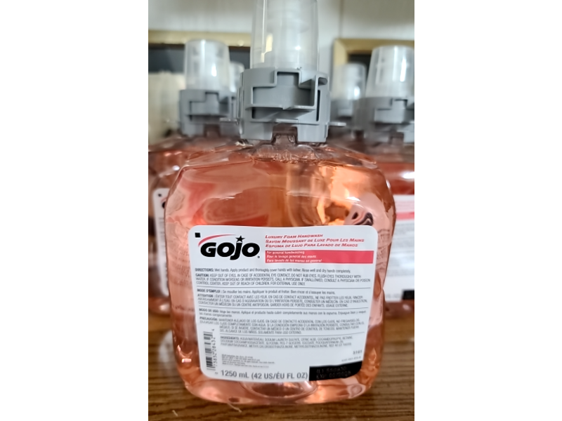 Gojo Refill Foam Handwash, Cranberry, 42.3 fl oz