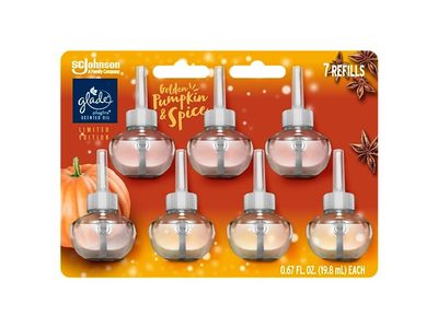 Glade PlugIns Refills Air Freshener, Golden Pumpkin & Spice, 67 fl oz/19.8 mL, Pack Of 7