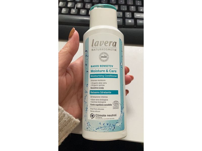 Lavera Basis Sensitiv Moisture & Care Organic Moisturizing Conditioner, 200ml