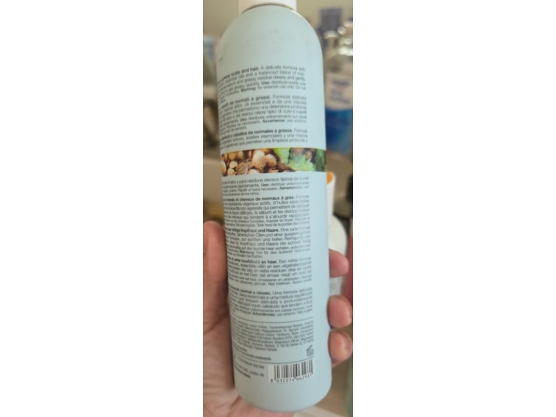 Milk_Shake Normalizing Blend Shampoo, 10.1 fl oz/300 mL