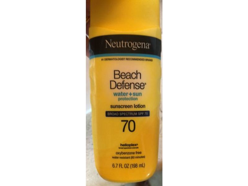 Neutrogena Beach Defense Sunscreen Lotion, SPF 70, 6.7 fl oz / 198 mL