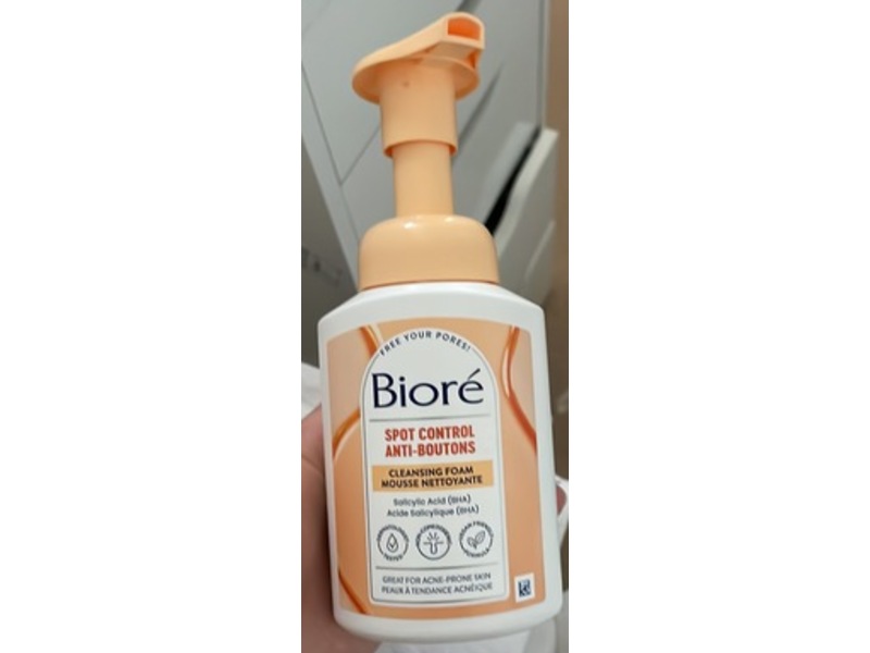 Biore Spot Control Cleansing Foam, 200 mL