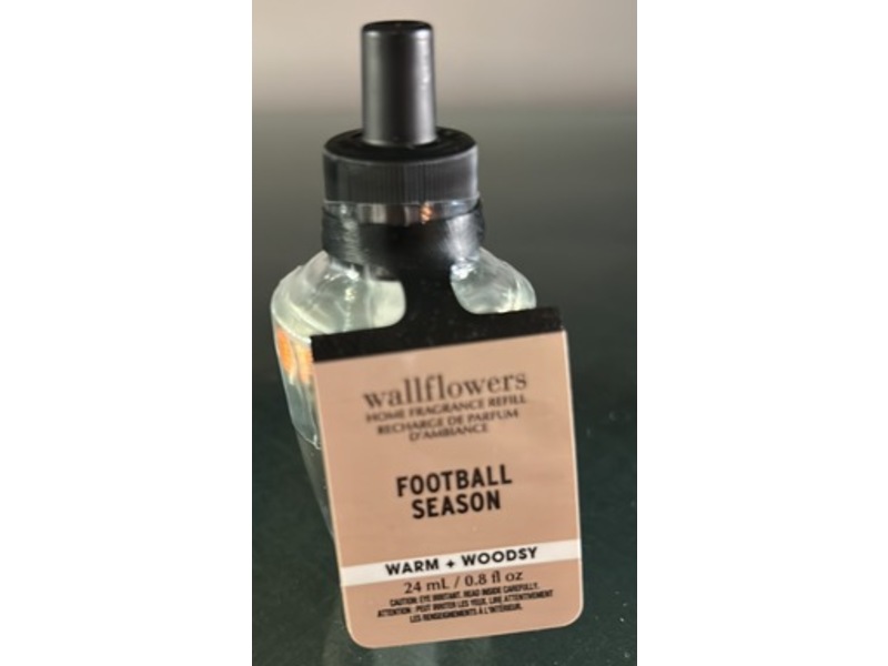White Barn Wallflowers Football Season Fragrance Refill, Warm + Woodsy, 0.8 fl oz/24 mL, Pack Of 2